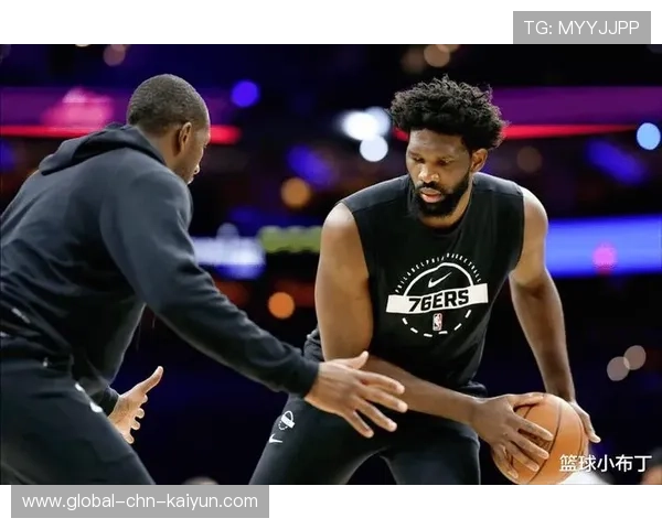 恩比德强攻内线完成暴扣，气势爆棚